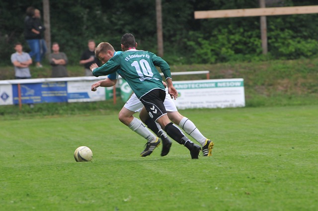 长期跑步对比与不运动的人 二者的身材差别有多大.